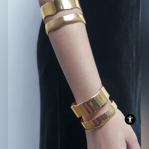 Zara PACK OF WAVY BRACELETS NWT